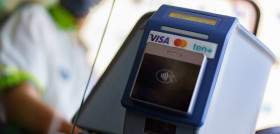 Titsa registra una media de casi 1300 viajes al dia abonados con tarjeta bancaria