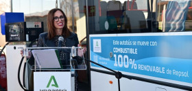 El consorcio de granada pone en servicio su primer autobus con combustible 100 renovable