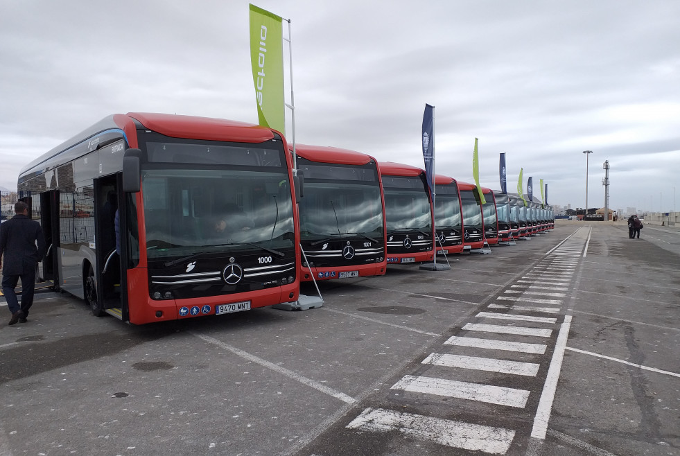 Alicante respira mejor con 18 nuevos autobuses electricos