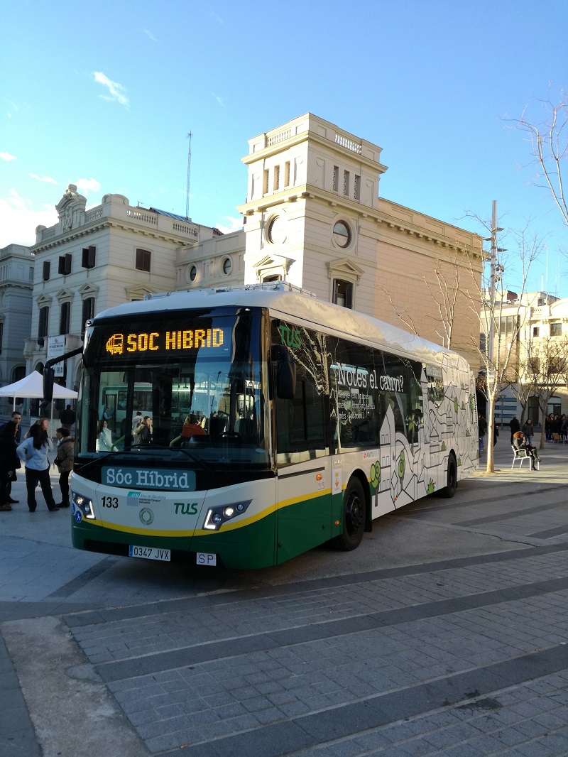 El autobús entregado a TUS de Sabadell.