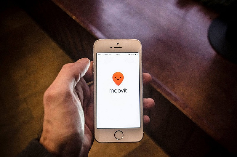 Moovit lanzaOK