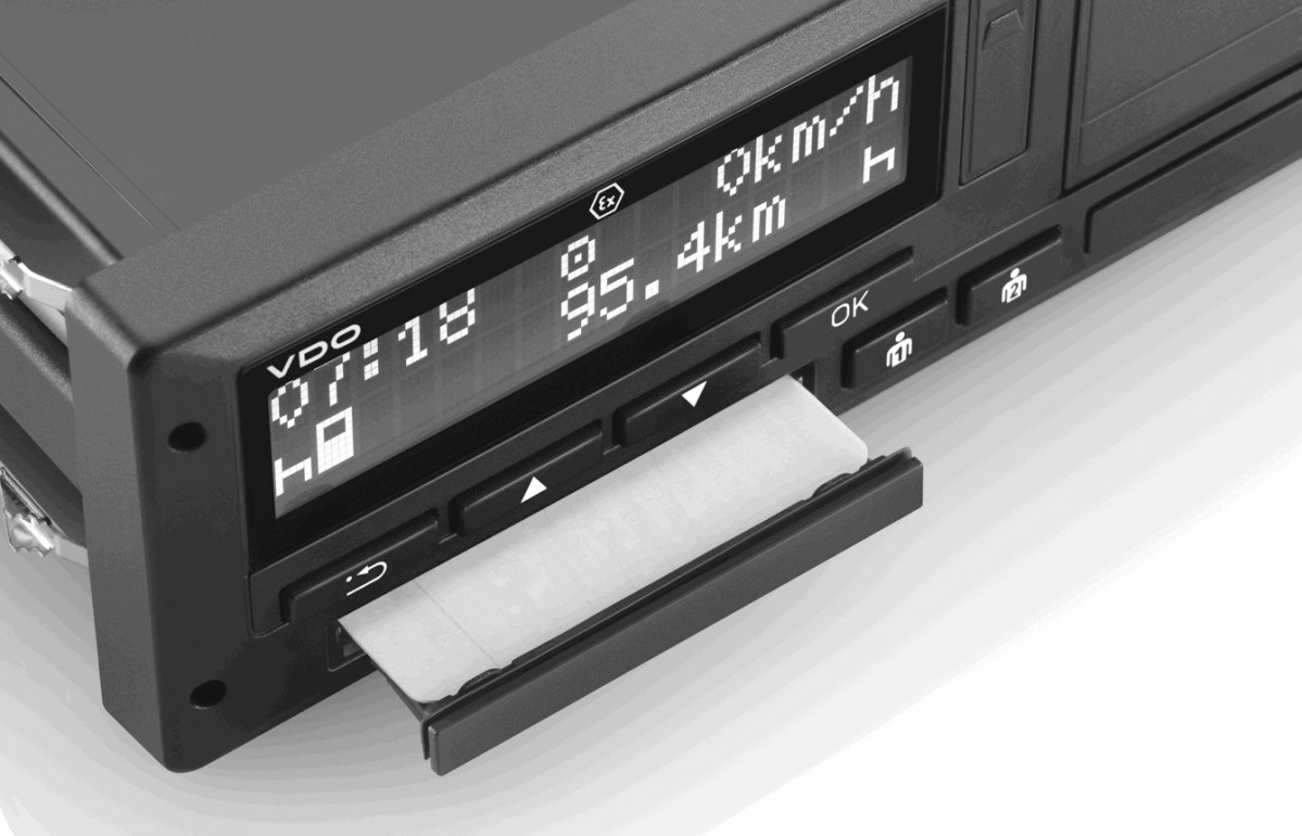 Continental forma a su red DTCO+ como expertos en tacógrafo