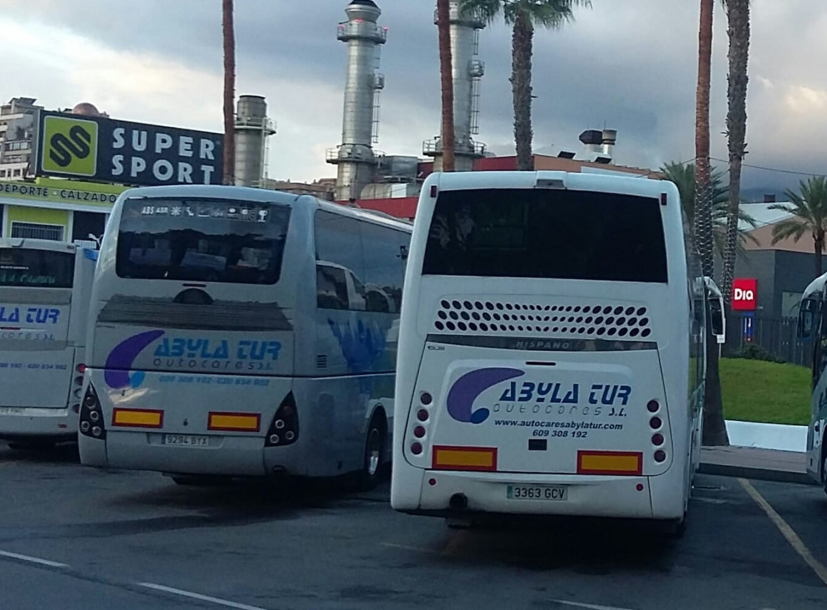 Ceuta saca a concurso el transporte turístico en autocar