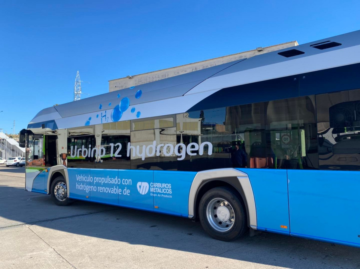 Aucorsa prueba el autobús de hidrógeno de Solaris