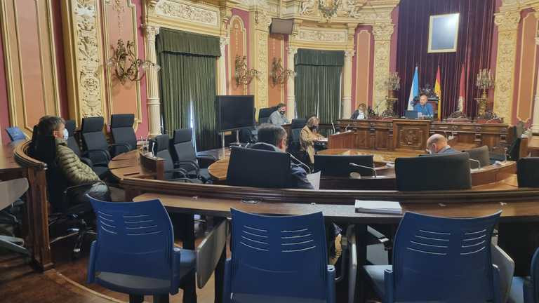 Ourense comprará 40 nuevos autobuses para renovar el transporte urbano