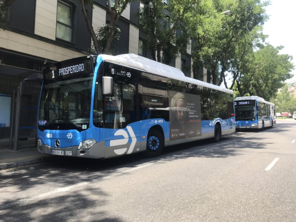 Madrid abarata el autobús a los mayores de 65 años