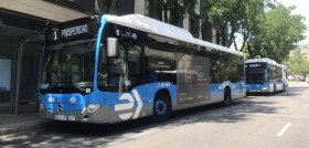 Madrid abarata el autobus a los mayores de 65 anos
