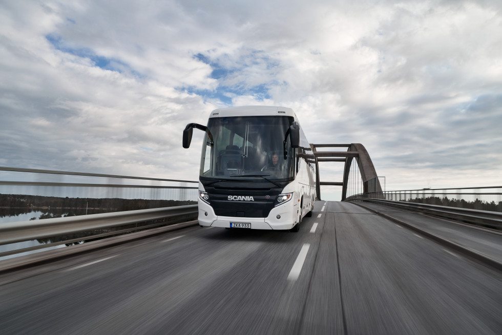 Scania encabeza el mercado de autobuses en  espana