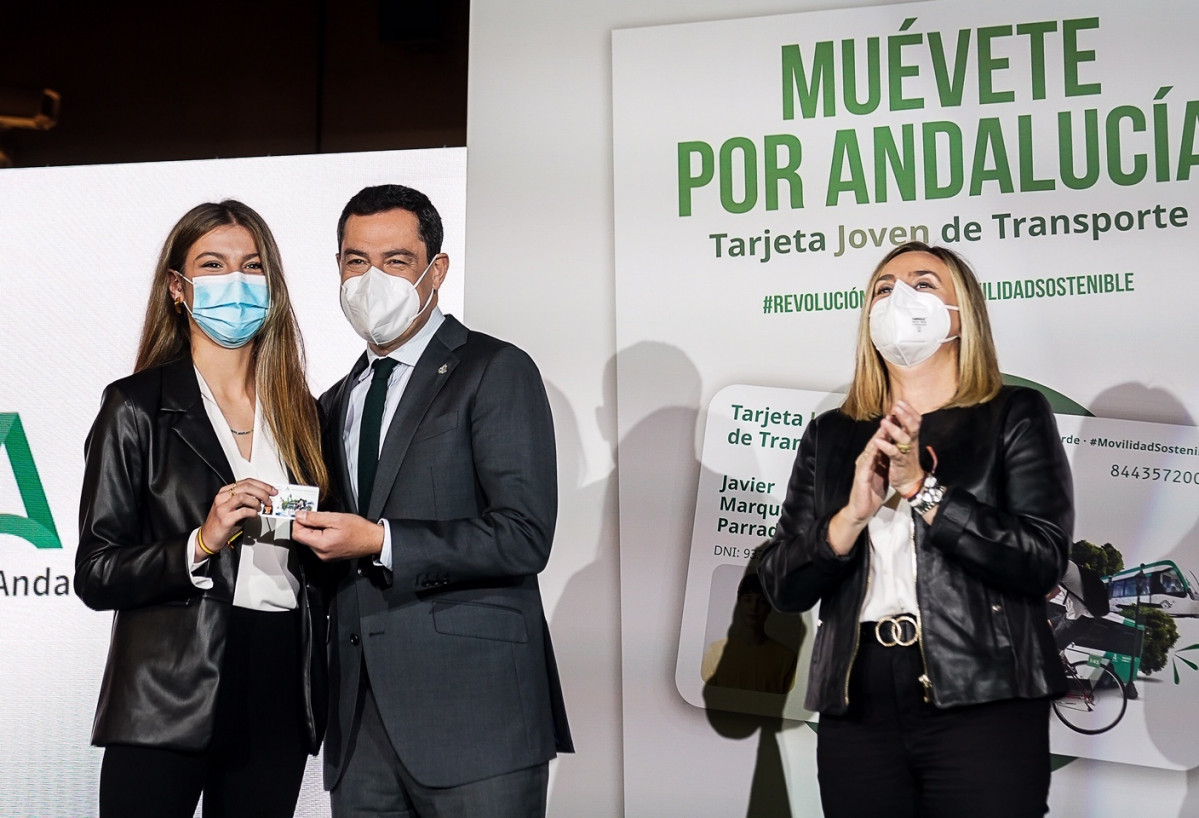 Andalucía presenta la Tarjeta Joven de Transporte