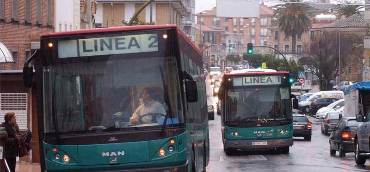 Plasencia recibe fondos para comprar el primer autobús eléctrico