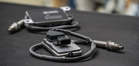 Dt spare parts dedica un product portrait al sensor nox