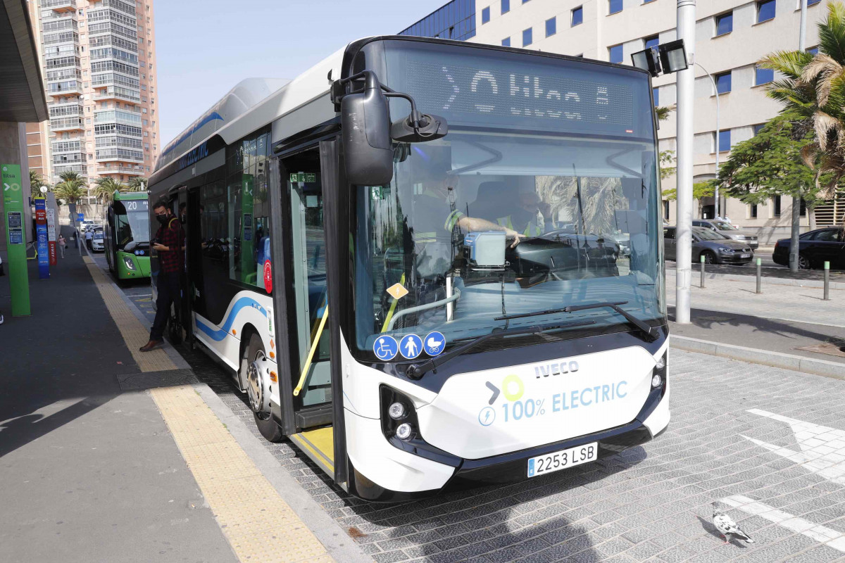 Titsa prueba el autobús eléctrico de Iveco Bus