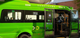Titsa incorpora cuatro nuevos microbuses de mercedes benz para santa cruz