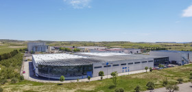 Hidral gobel vuelve a renovar su colaboracion con confebus