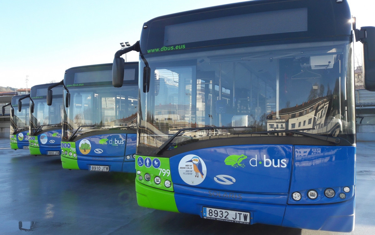 Dbus sumará otros 19 autobuses eléctricos hasta 2023