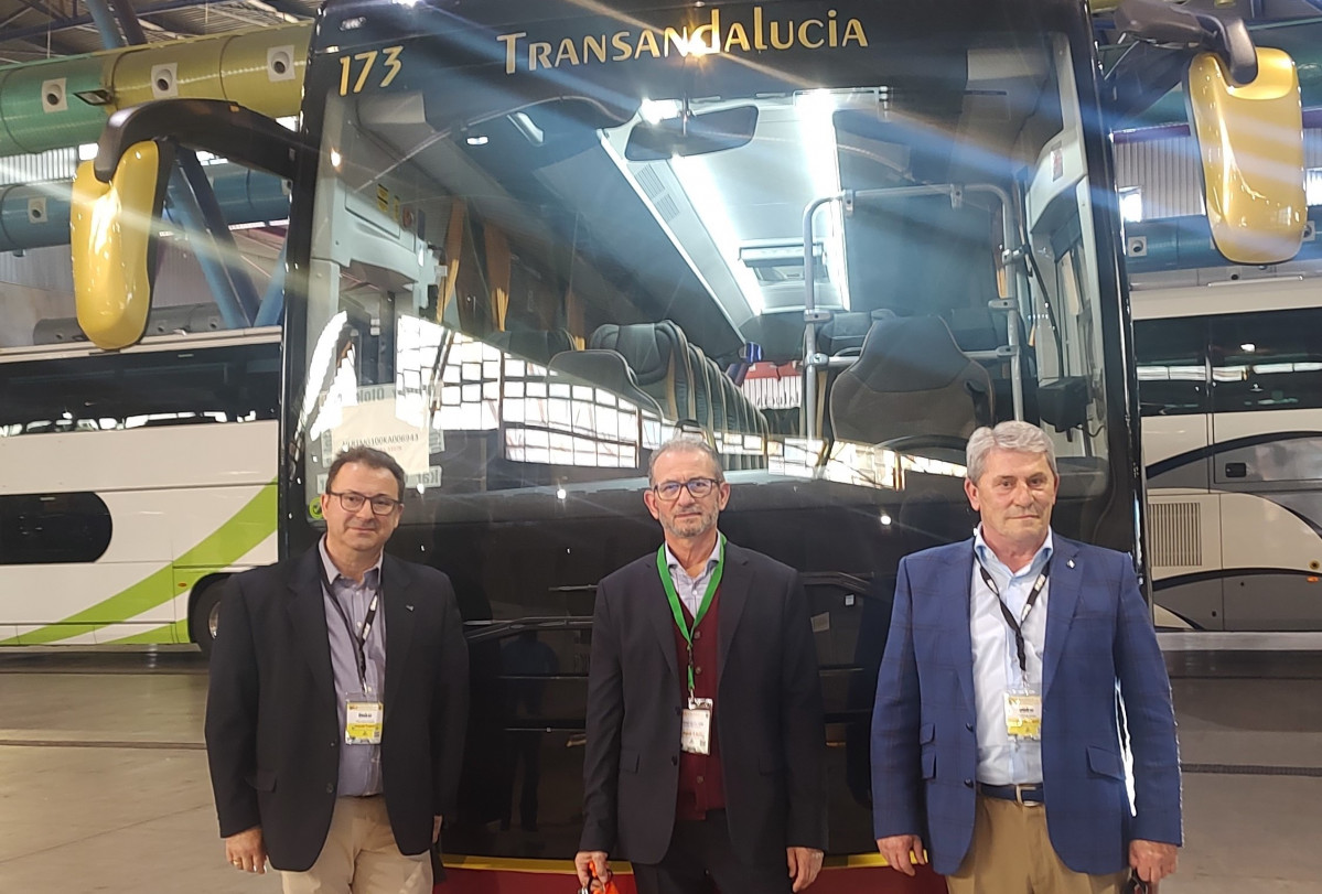 Otokar entrega un Ulyso T a la empresa Transandalucía