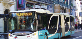 La emt de malaga supera el millon de usuarios en semana santa