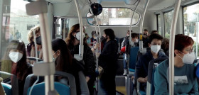 Las mascarillas siguen siendo obligatorias en el transporte publico