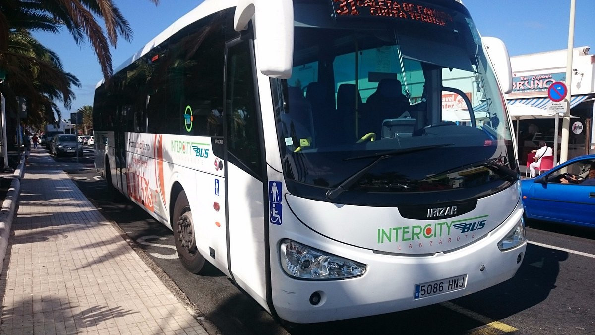 Lanzarote impulsa un proyecto de transporte a la demanda