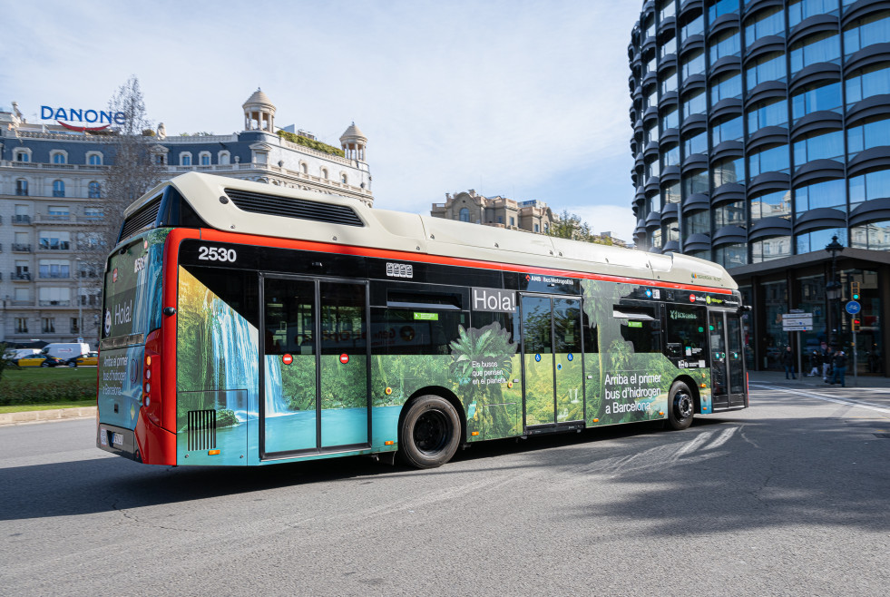 Masats suministra las puertas del primer autobus de hidrogeno de espana