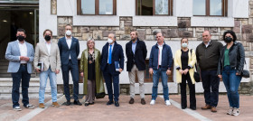 El torrebus unira cinco municipios de cantabria antes de que acabe el ano