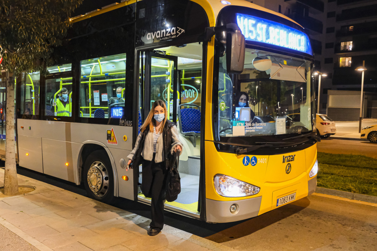 El AMB de Barcelona amplía las paradas a demanda del Nitbus