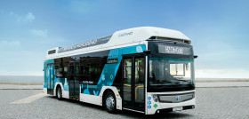 Caetanobus expone el autobus de hidrogeno en la feria european mobility expo