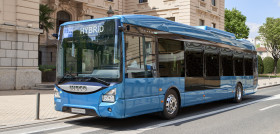 Iveco bus presenta su nueva generacion de autobuses hibridos