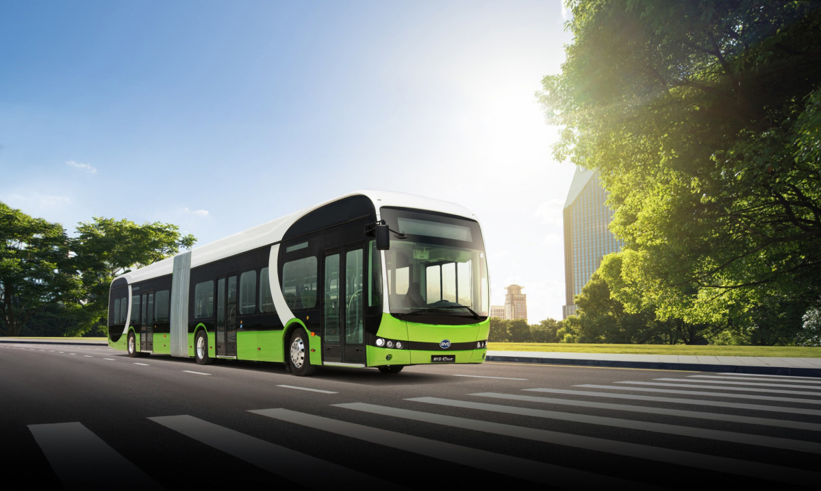 Moventis compra cuatro autobuses eléctricos articulados de BYD
