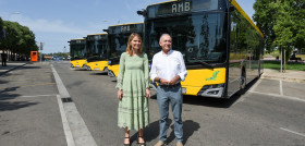 El amb de barcelona incorpora 30 nuevos autobuses sostenibles