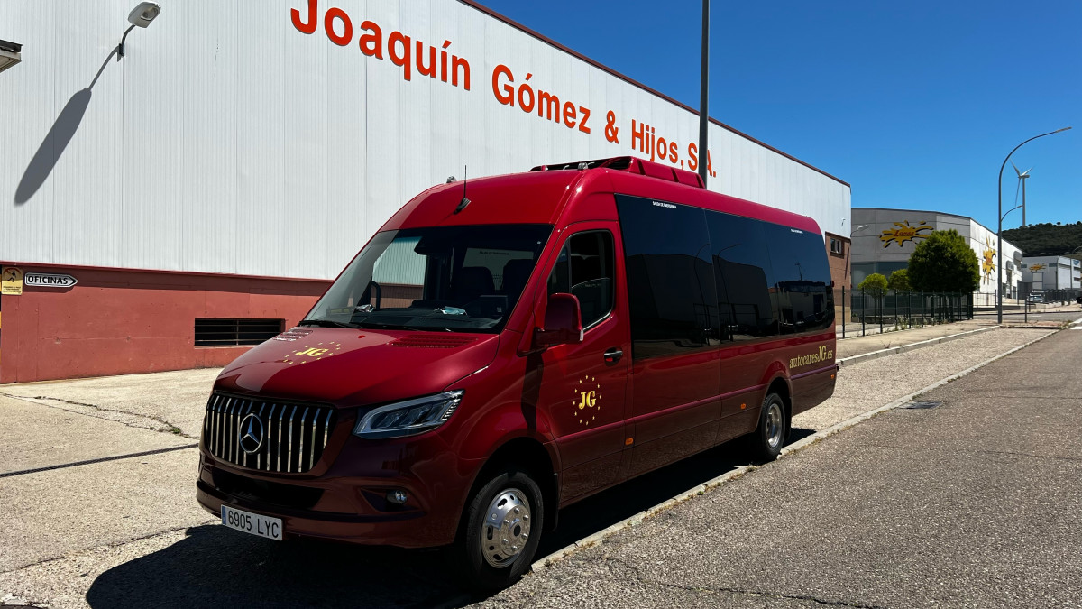 Joaquín Gómez e Hijos recibe una Sprinter 519 CDI de Gbister