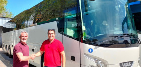 Rentalbus cierra el primer semestre con 50 autocares alquilados de la marca vdl
