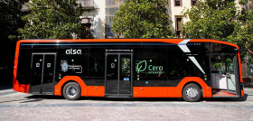 Alsa incorpora en granada un autobus electrico de man