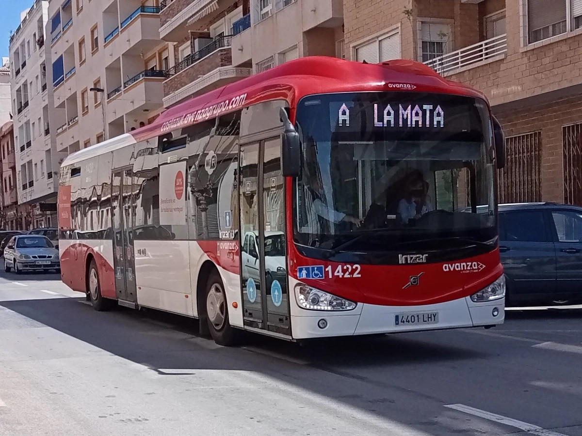 Solaris unica marca interesada en los 32 nuevos autobuses de torrevieja