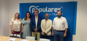 Aetram informa al pp de madrid sobre la situacion del discrecional