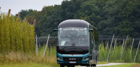 Man truck bus renueva su colaboracion con aetram
