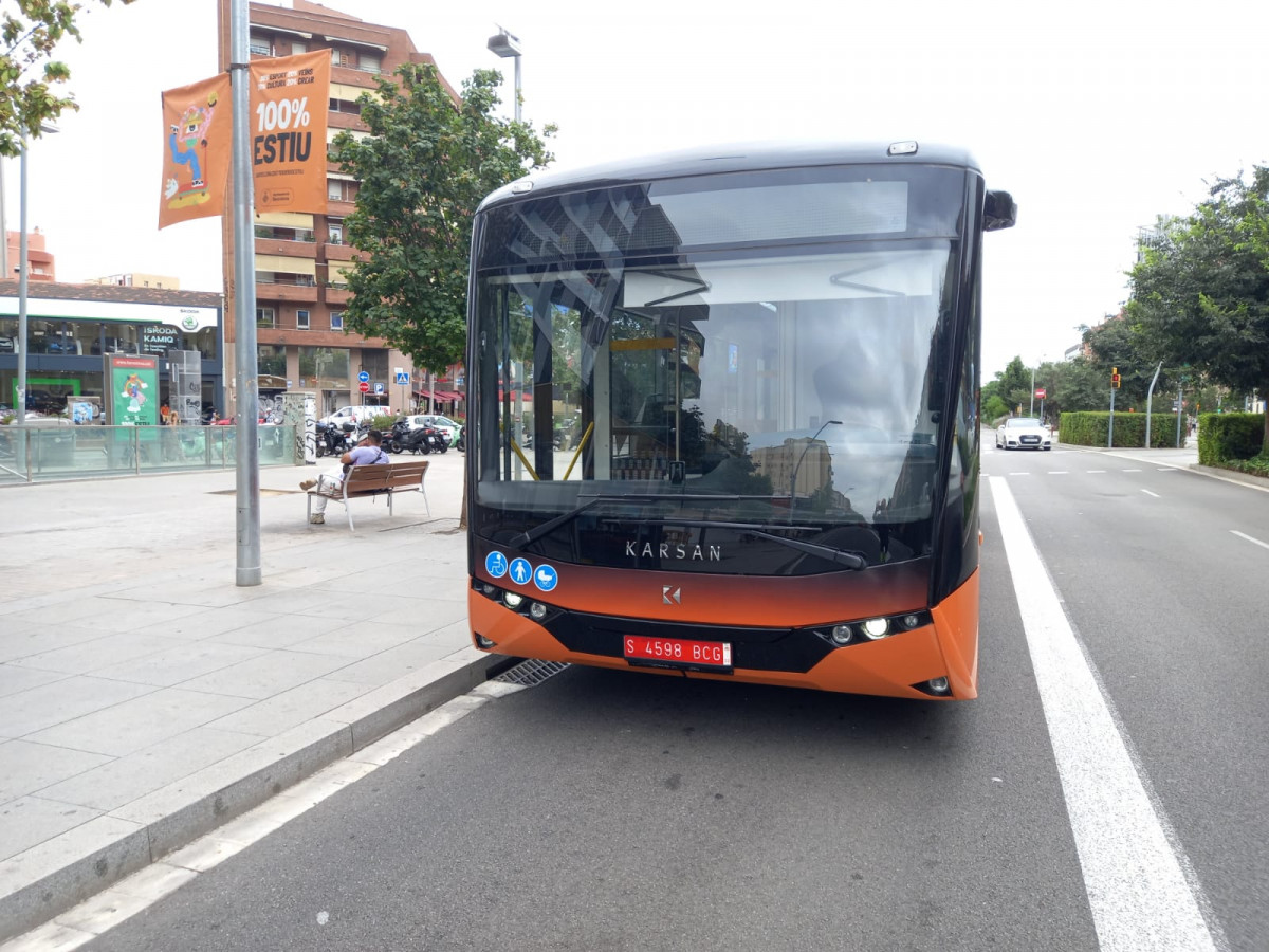 Tmb prueba el autobus 100 electrico de karsan