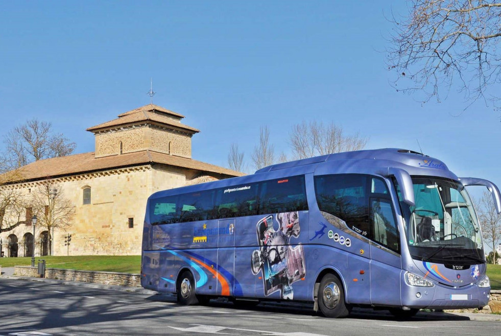 Confebus urge al gobierno que garantice que el turismo en autobus pueda trabajar a un precio justo
