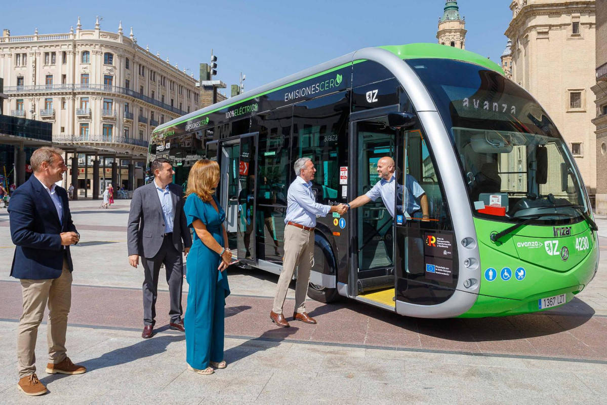Avanza zaragoza recibe el primer autobus electrico de los 68 encargados