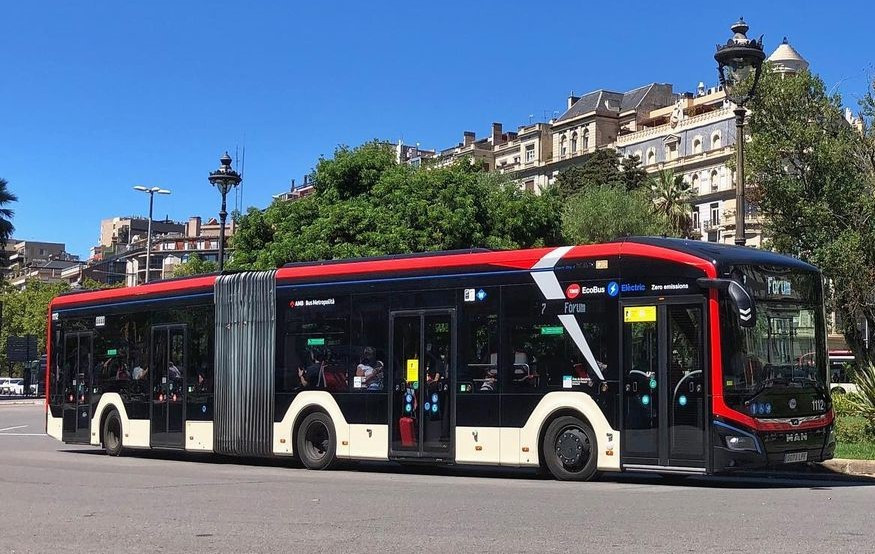 Tmb ahorra 295000 toneladas de emisiones de co2 al ano