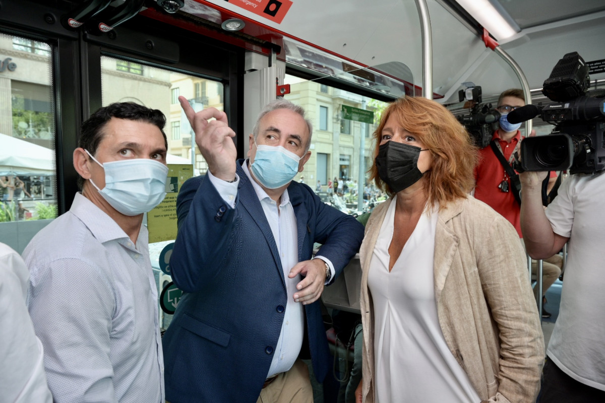 Tmb instalara 4500 camaras de videovigilancia en toda la flota de autobuses