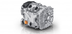 Zf presenta en la iaa nuevas soluciones avanzadas de movilidad electrica