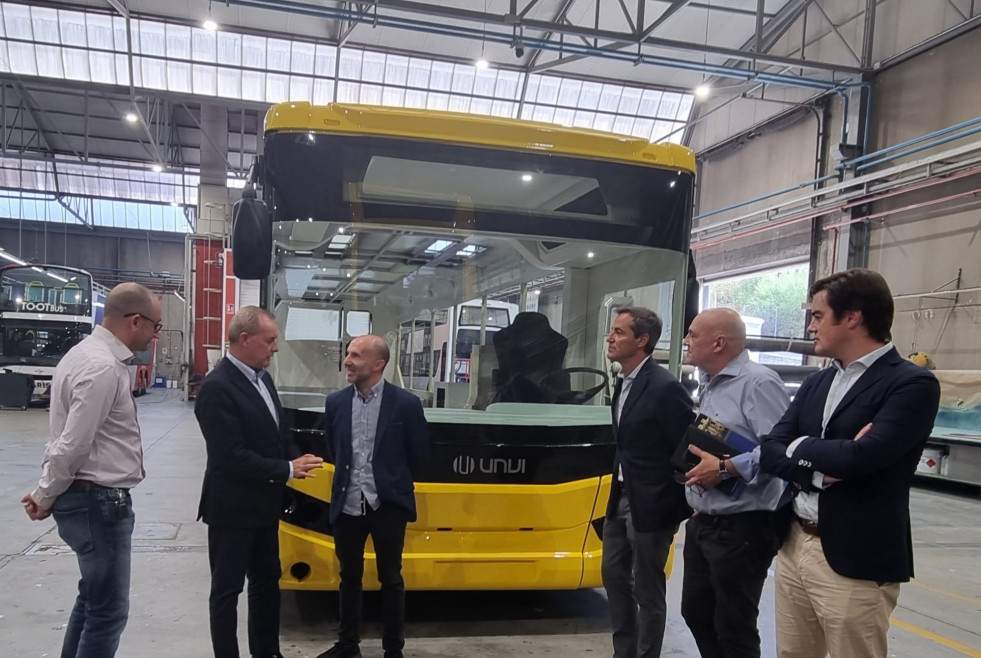 Ourense recibira 10 autobuses electricos fabricados por unvi
