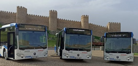 Avanza incorpora tres autobuses hibridos mercedes benz en avila