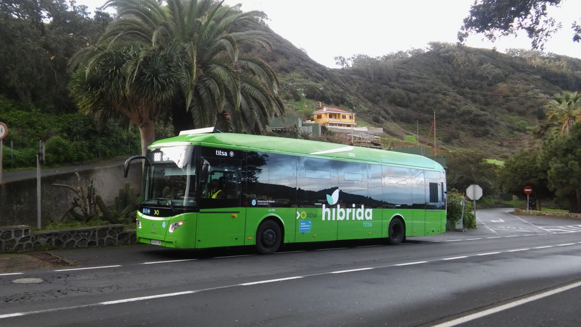 Titsa recibira 60 autobuses hibridos hasta marzo