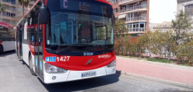 Torrevieja adjudica la compra de 32 autobuses a solaris