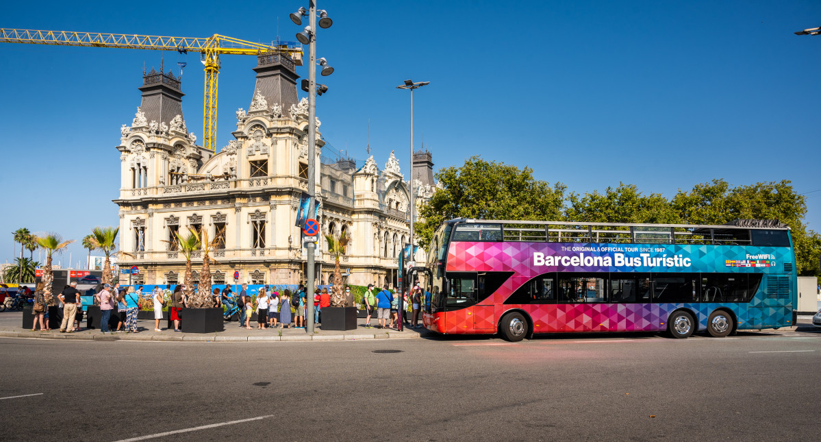 El barcelona bus turistic mejorara su acceso mediante codigos qr