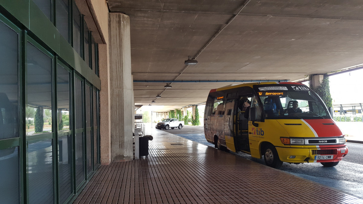 El uso de la linea entre mahon y el aeropuerto de menorca crece un 56