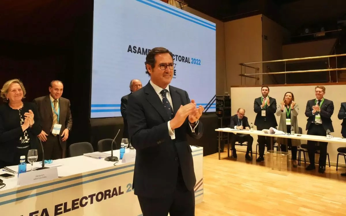 Antonio garamendi reelegido presidente de la ceoe para los proximos cuatro anos