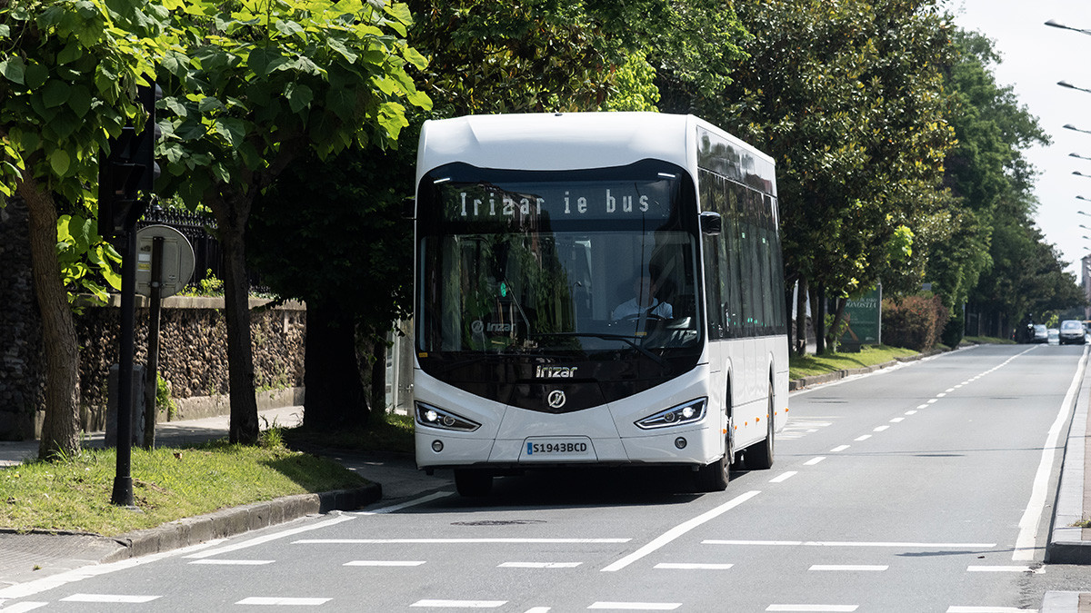 Irizar e mobility entregara cuatro autobuses electricos en cracovia